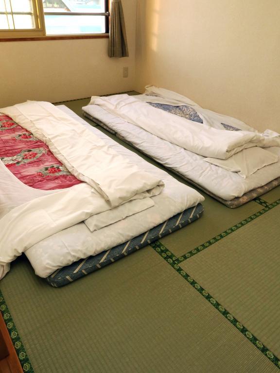 Villa Frontier Sunrise Kamifurano Zimmer foto